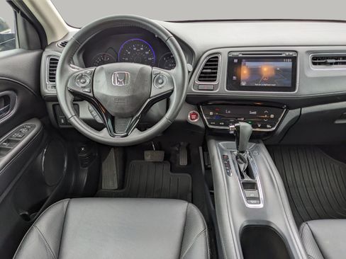 Used 2018 Honda HR-V EX-L image 14