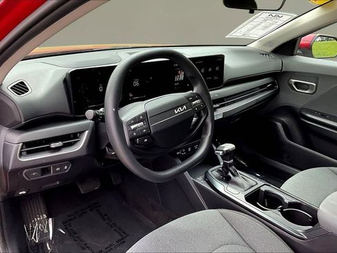 Certified 2025 Kia K4 FWD image 14