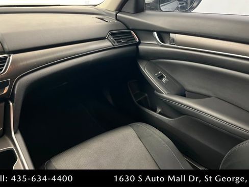 Used 2021 Honda Accord LX image 10
