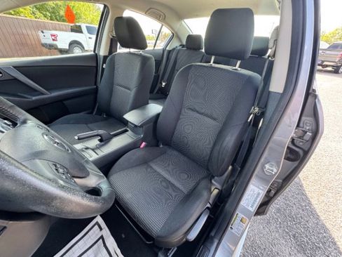 Used 2013 MAZDA MAZDA3 i Touring image 10