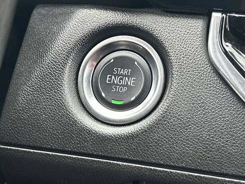 Used 2024 Chevrolet Colorado Trail Boss w/ Technology Package AWD/4WD image 17