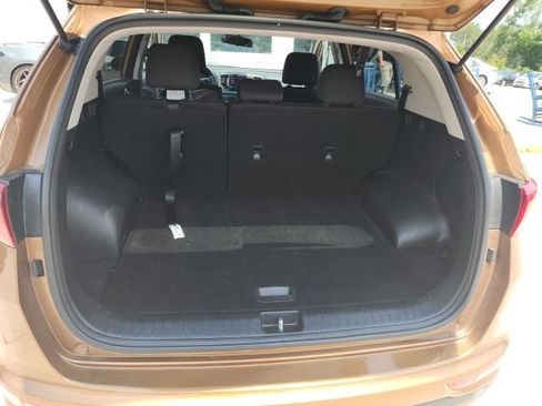Used 2019 Kia Sportage LX FWD image 30