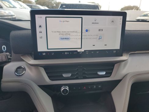 New 2026 Ford Explorer Active RWD image 17