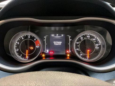 Used 2016 Jeep Cherokee Sport w/ Cold Weather Group AWD/4WD image 13