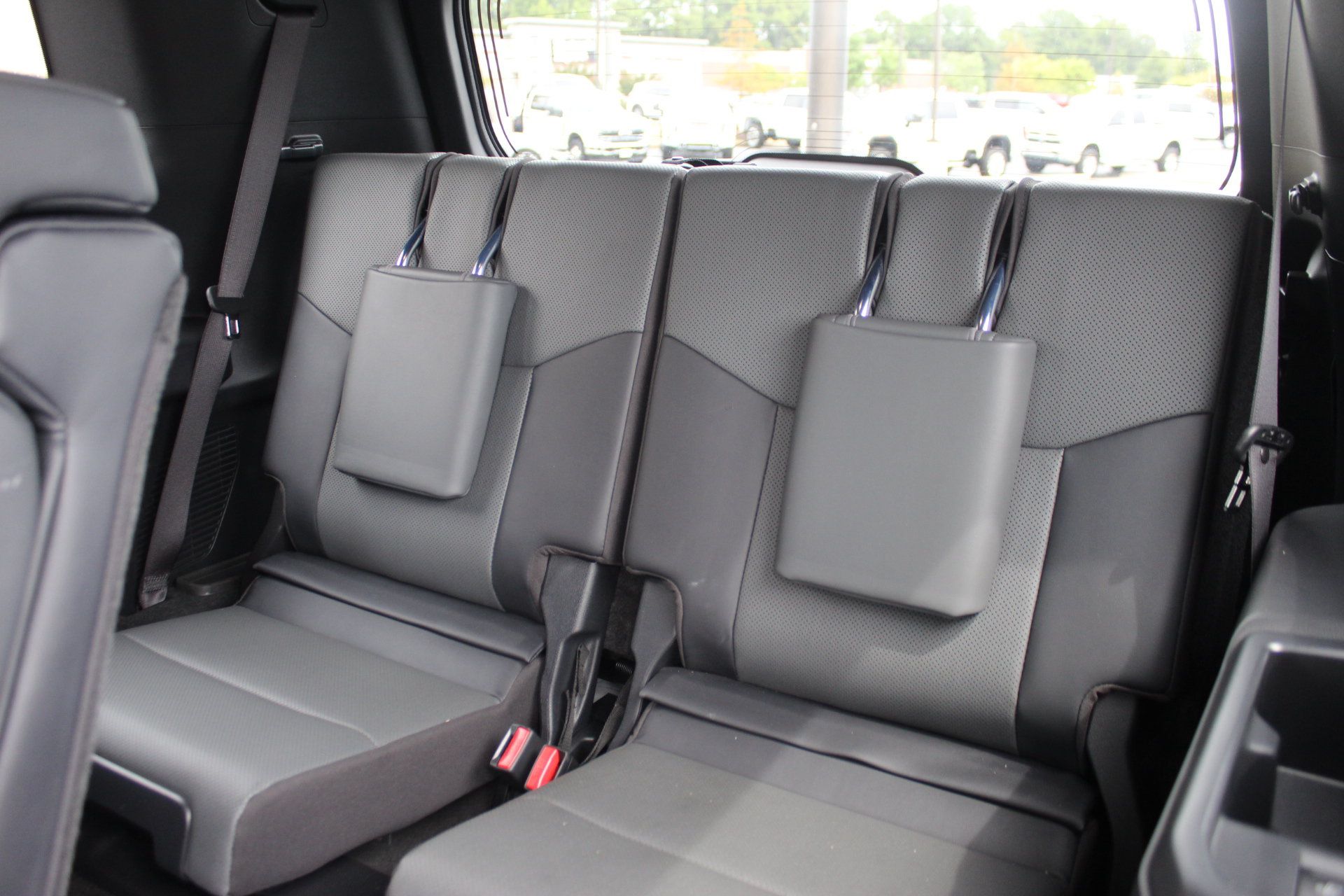 Used 2024 Lexus GX 550 w/ Accessory Package (Z1) AWD/4WD image 31