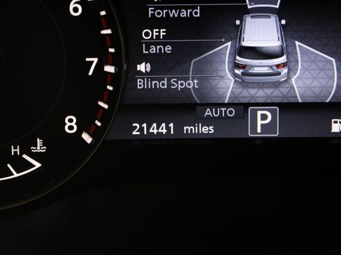 Used 2024 Nissan Armada Platinum w/ Captain's Chairs Package image 42