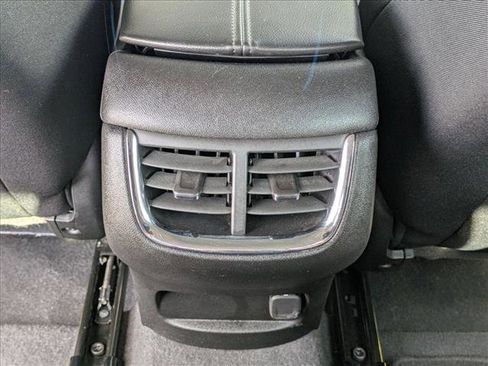 Used 2024 Chevrolet Malibu LT image 16