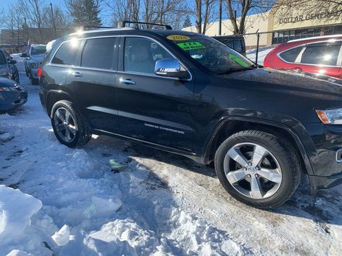 Used 2014 Jeep Grand Cherokee Overland image 2