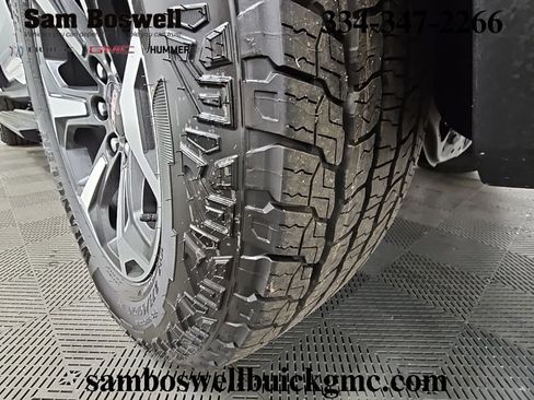 New 2026 GMC Yukon AT4 w/ AT4 Premium Plus Package AWD/4WD image 45