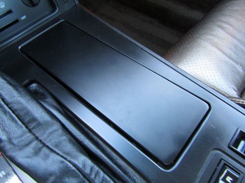 Used 1985 Chevrolet Corvette Coupe image 17