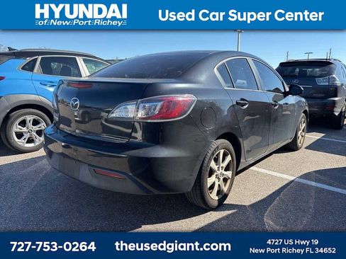 Used 2011 MAZDA MAZDA3 i Touring image 3