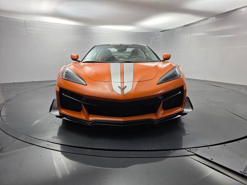 Used 2024 Chevrolet Corvette Z06 w/ Stealth Interior Trim Package RWD image 2