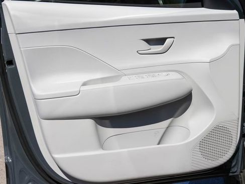 New 2026 Hyundai Kona SEL Sport FWD image 9
