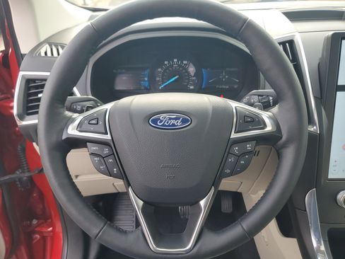 Used 2024 Ford Edge Titanium w/ Equipment Group 301A image 14