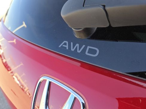 Used 2025 Honda HR-V Sport image 10