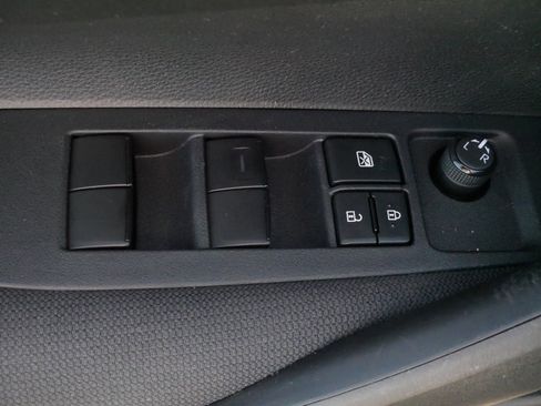 Used 2023 Toyota Corolla LE image 19