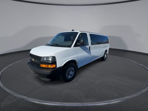 Certified 2020 Chevrolet Express 3500 LS image 3