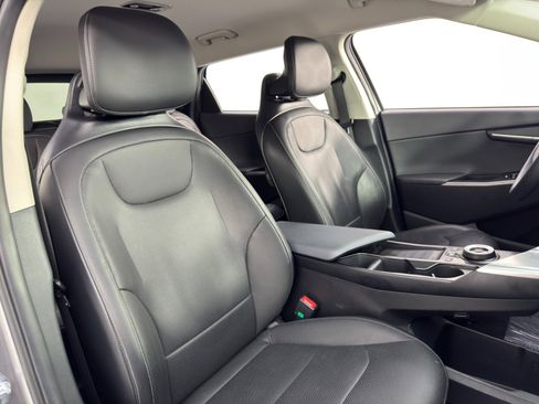 Used 2022 Kia EV6 Wind image 38