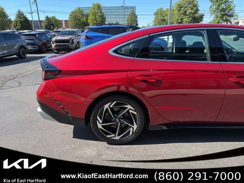 Used 2024 Hyundai Sonata SEL w/ Convenience Package FWD image 7