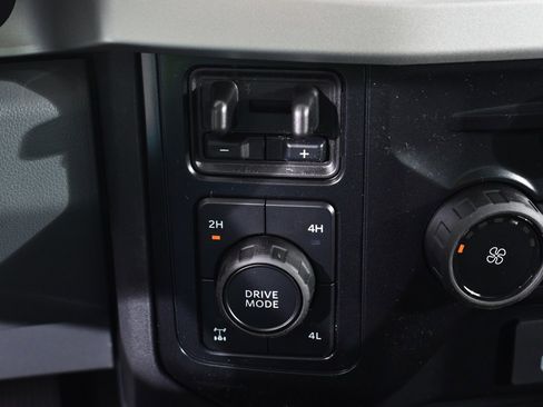 New 2026 Ford F350 XLT image 29