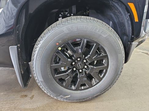 New 2026 Nissan Frontier SV w/ All-Weather Content Package AWD/4WD image 19