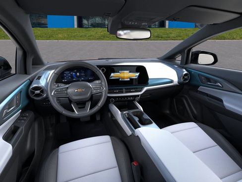 New 2026 Chevrolet Equinox EV LT image 3