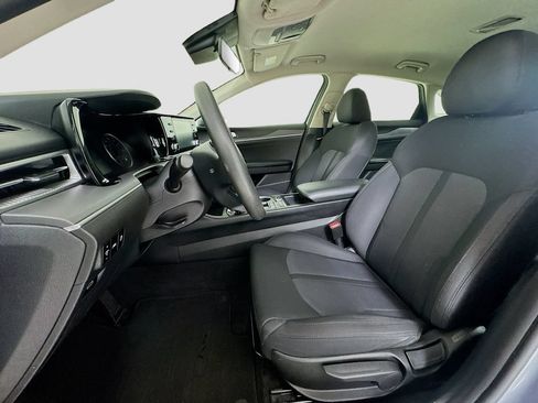 Used 2023 Kia K5 LXS FWD image 11