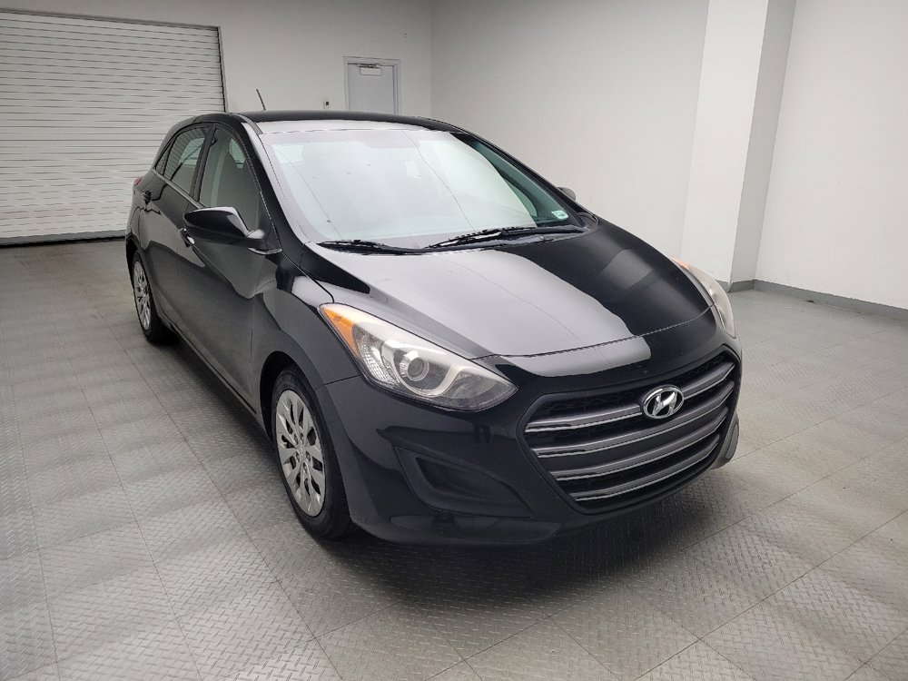 Used 2017 Hyundai Elantra GT FWD image 13
