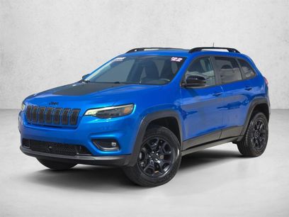Used 2022 Jeep Cherokee Latitude w/ Trailer Tow Group