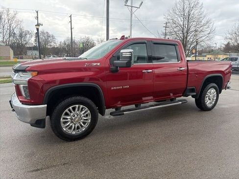 Certified 2022 Chevrolet Silverado 3500 LTZ AWD/4WD image 7