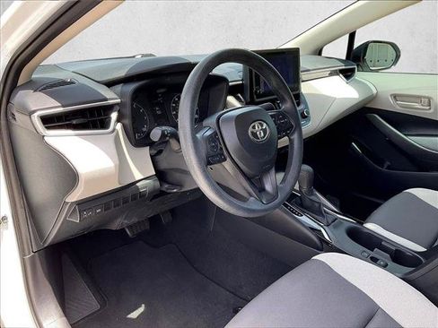 Used 2024 Toyota Corolla LE FWD image 13