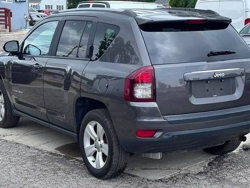 Used 2016 Jeep Compass Sport w/ Power Value Group FWD image 4
