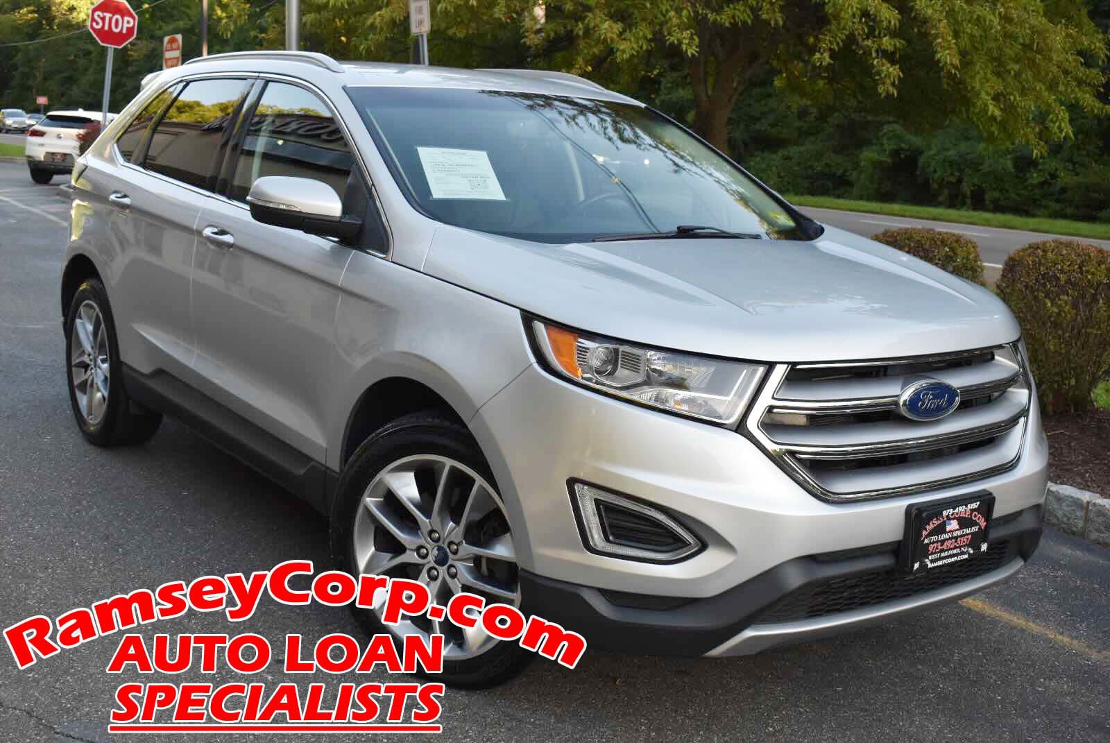 Used 2015 Ford Edge Titanium w/ Technology Package AWD/4WD image 2