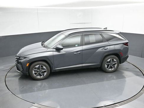 Used 2025 Hyundai Tucson SEL FWD image 49