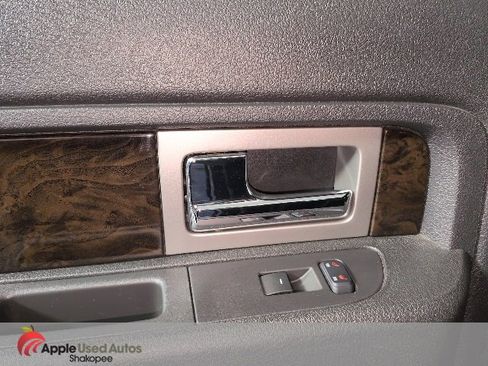 Used 2013 Ford F150 Platinum image 34