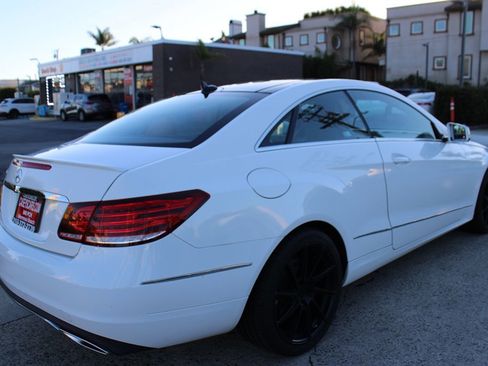 Used 2016 Mercedes-Benz E 400 Coupe image 4