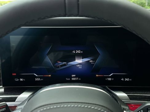 New 2025 BMW i7 xDrive60 image 19