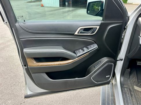 Used 2018 GMC Yukon XL Denali w/ Denali Ultimate Package AWD/4WD image 10