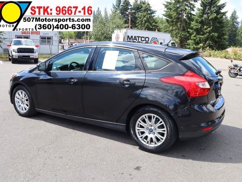 Used 2012 Ford Focus SE FWD image 7