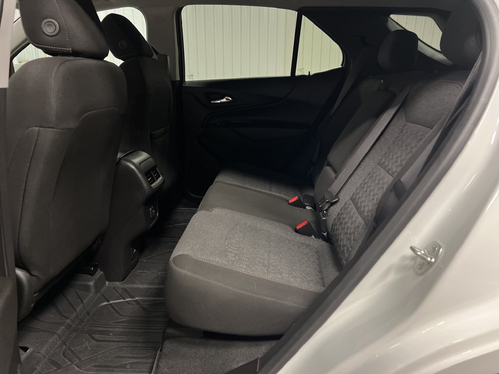 Certified 2024 Chevrolet Equinox LT AWD/4WD image 17