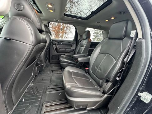 Used 2014 GMC Acadia SLT image 13