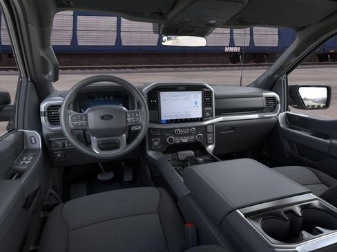 New 2026 Ford F150 XLT w/ XLT Black Appearance Package AWD/4WD image 9