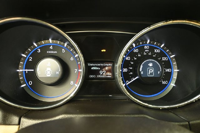 Used 2011 Hyundai Sonata GLS FWD image 22