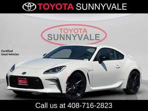 Used 2024 Toyota GR86 Premium RWD image 1