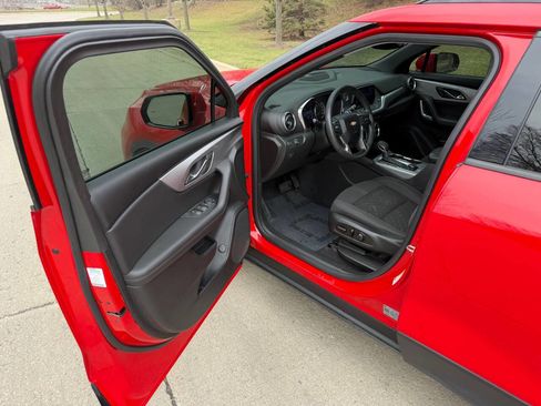 Used 2021 Chevrolet Blazer LT image 23