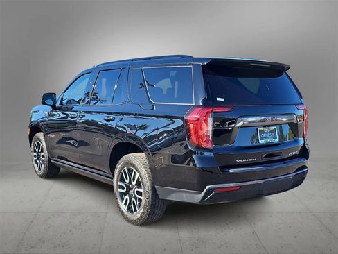 Used 2024 GMC Yukon AT4 w/ Technology Package image 6