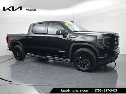 Used 2025 GMC Sierra 1500 Elevation w/ Elevation Premium Package