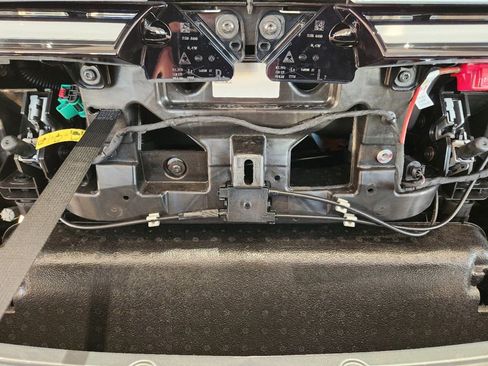 New 2025 Volkswagen ID. Buzz Pro S image 20