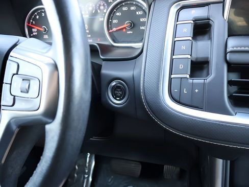 Used 2021 Chevrolet Tahoe Premier w/ Premium Package AWD/4WD image 32