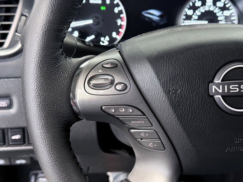 Used 2024 Nissan Murano SL image 35